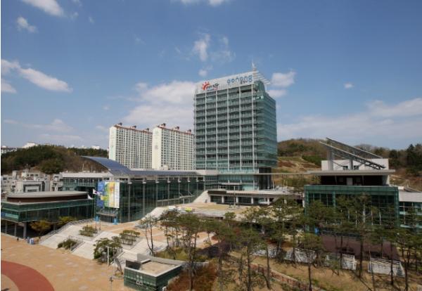 포항시, 산업 AI 솔루션 실증·확산 지원사업 공모 선정…국비 21억 원 확보 기사 이미지